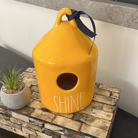 🇺🇸 NEW RAE DUNN Ceramic Yellow SHINE Round Birdhouse (🇺🇸 Release) - Picture 2 of 9